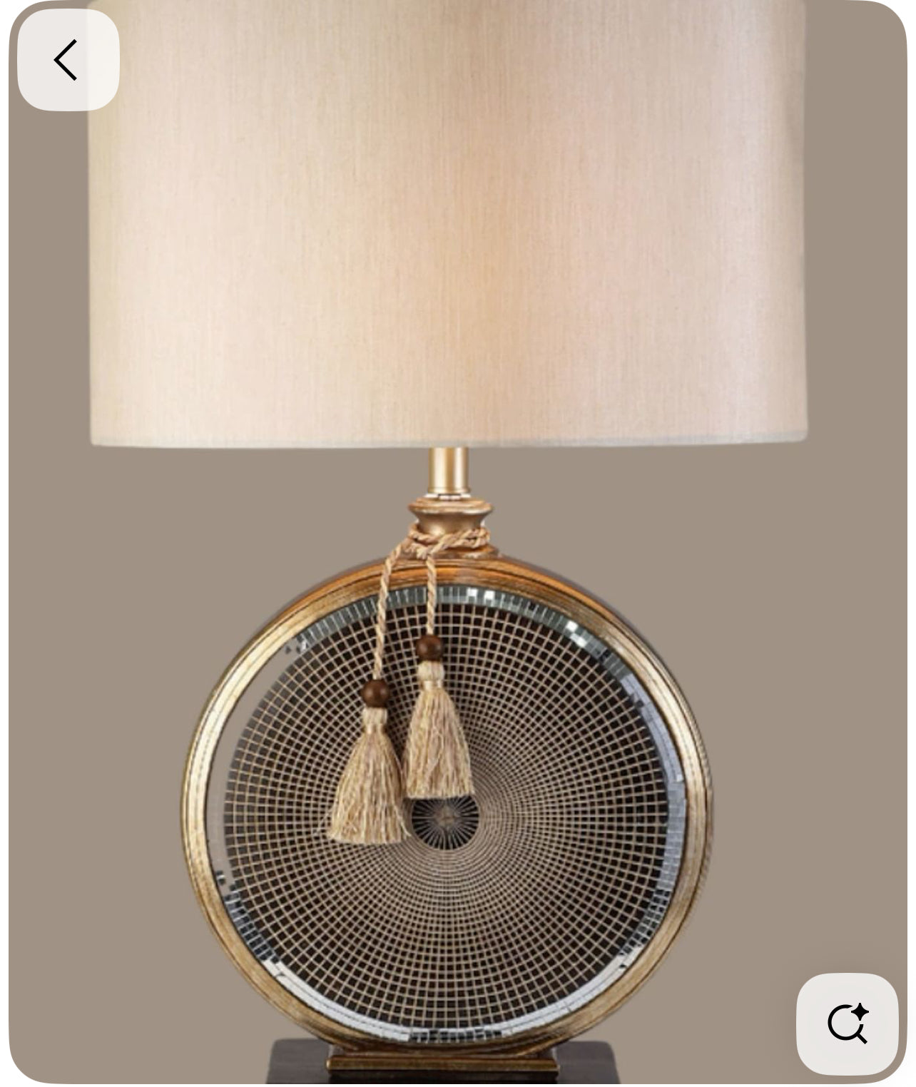 Grand in scale yet elegant Mosaic collection, Fan vases makes a statement whether filled with flowers or on their own