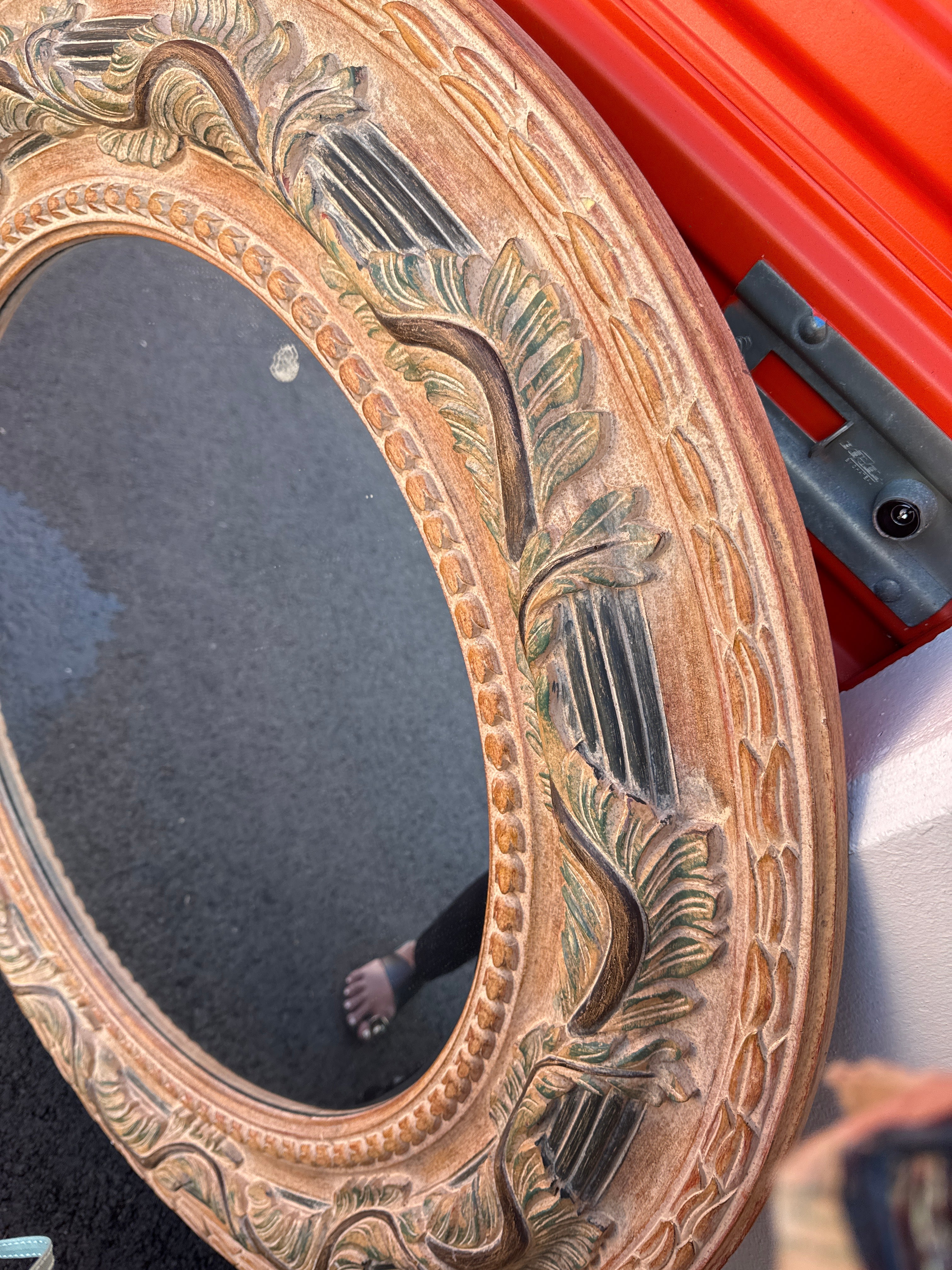 Round large mirror 48 x 48