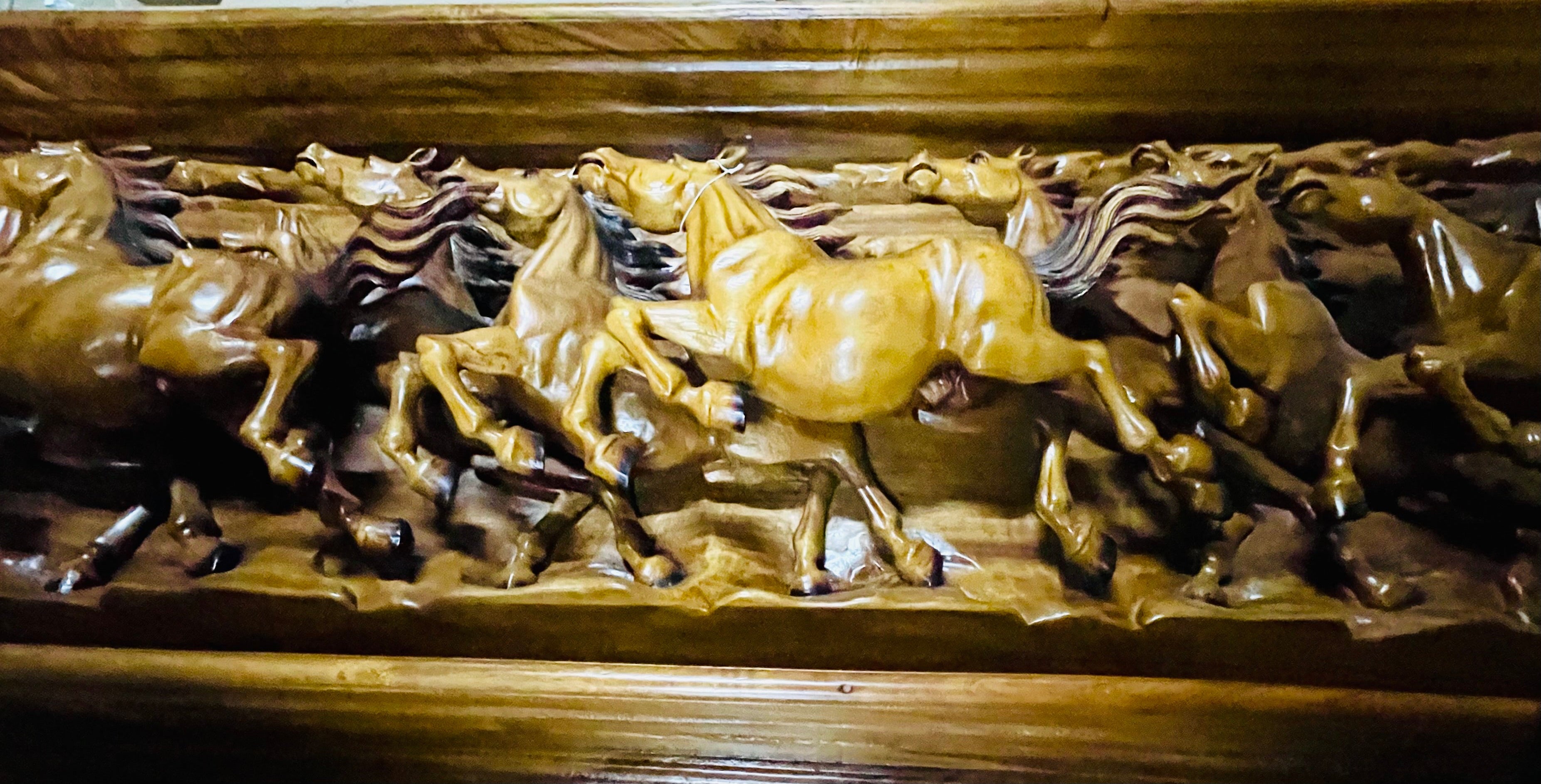 8 Hours Running in teak wood from Indonesia handmad.          90”x33”x8”