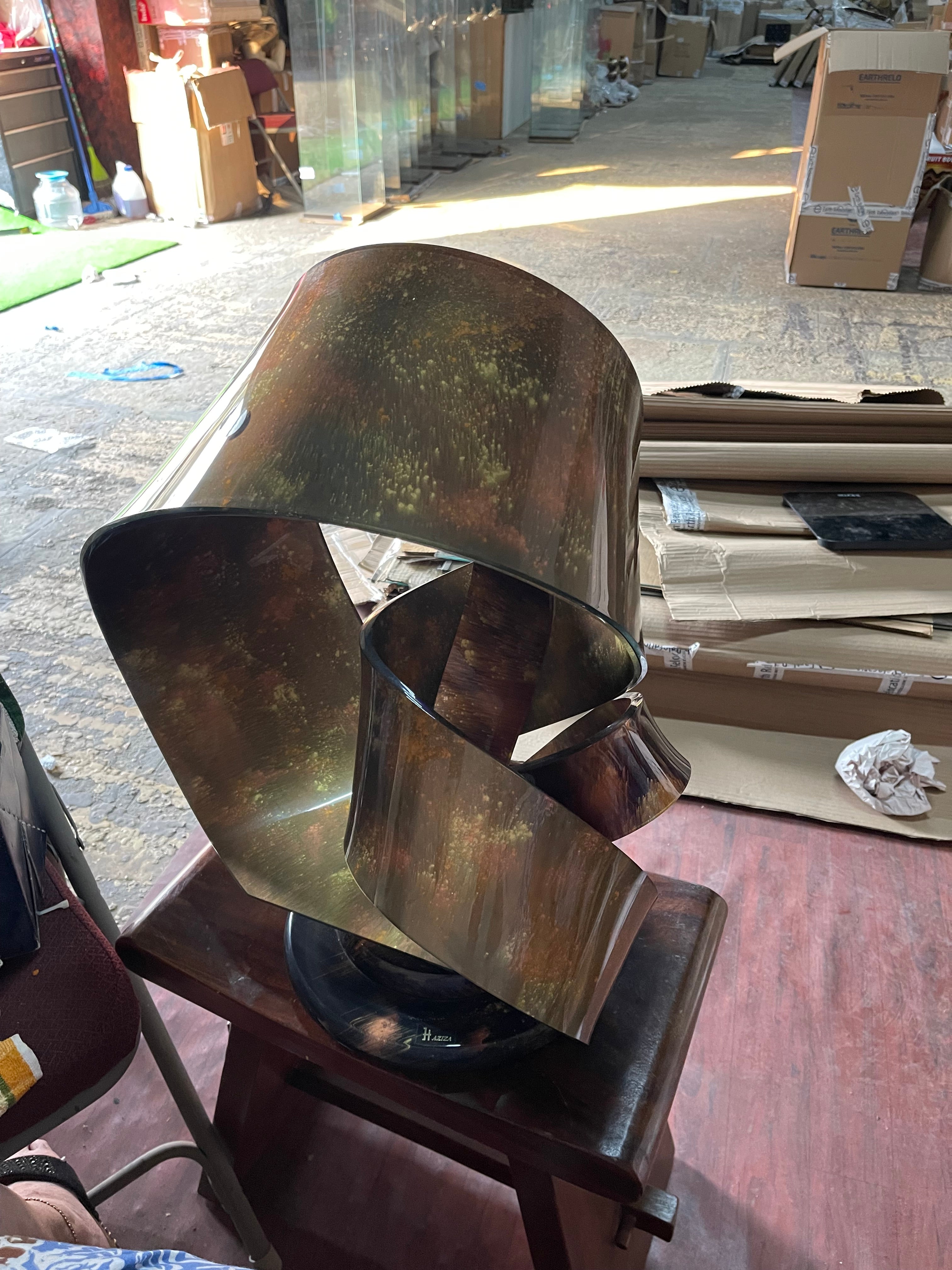 Acrylic sculpture by Shlomi Haziza