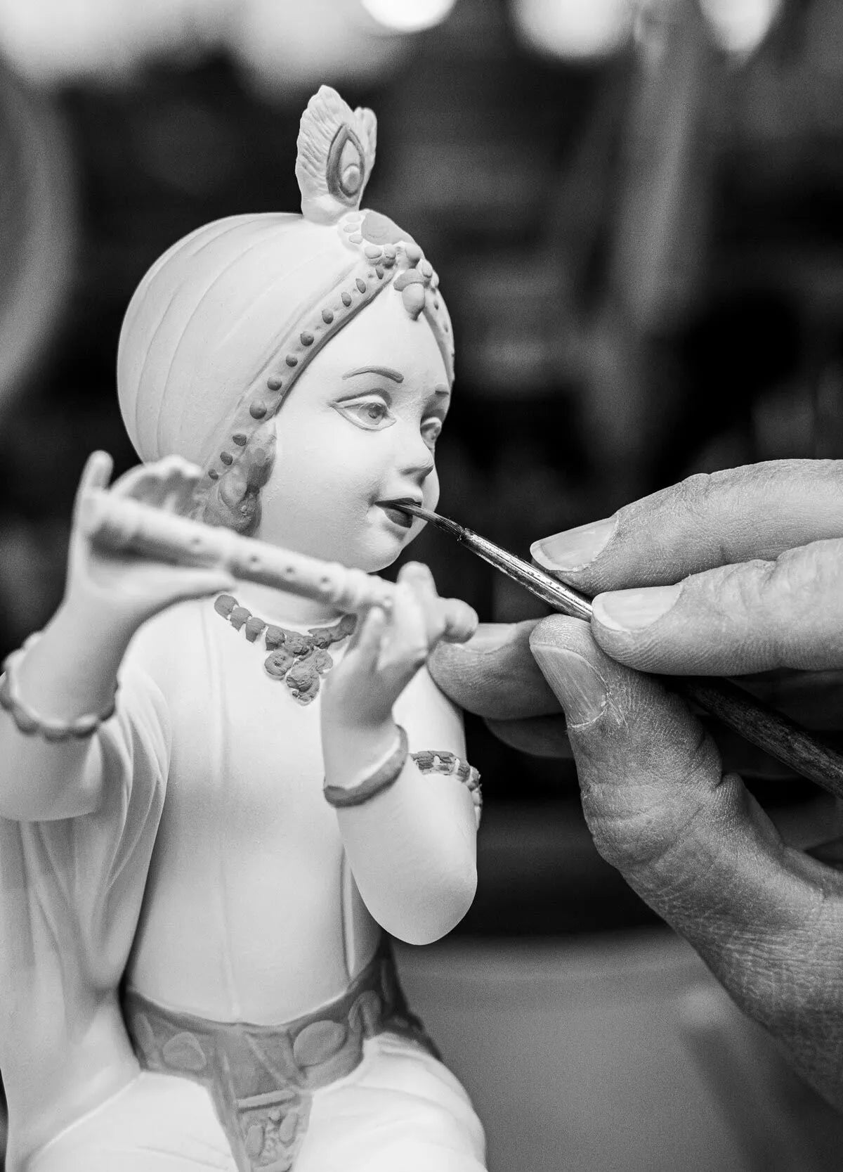 LLADRO KRISHNA  PLAYING THE FLUTE