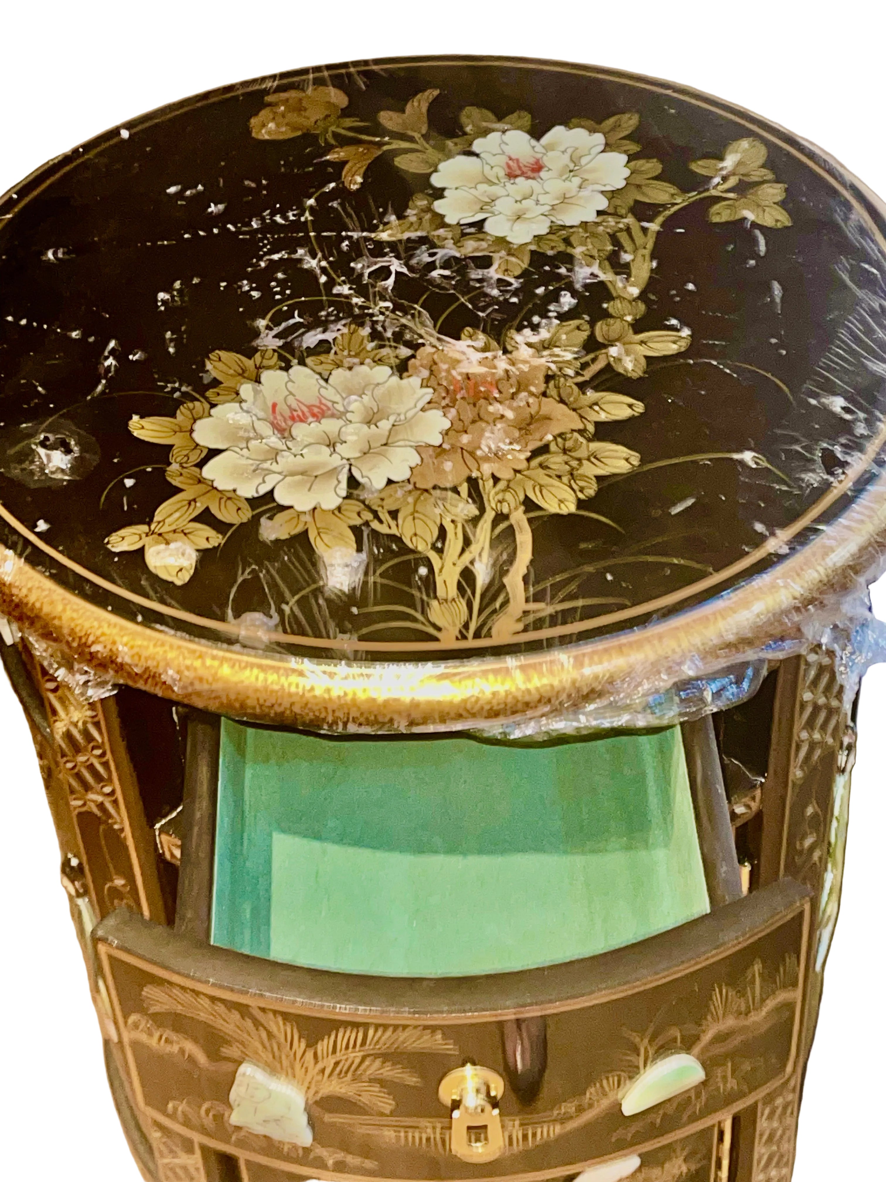 Oriental Round Table With Mother Of Pearls 3D Art Women figures